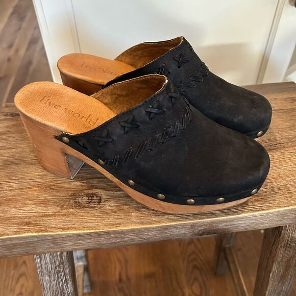 Anthropologie x Five Worlds wooden suede Amelia clogs size 9/ msrp $228 - Picture 2 of 10